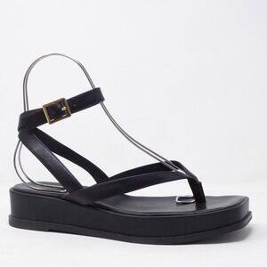 CECELIA NEW YORK Kara Black Leather Platform Thong Sandals Women's Size 9